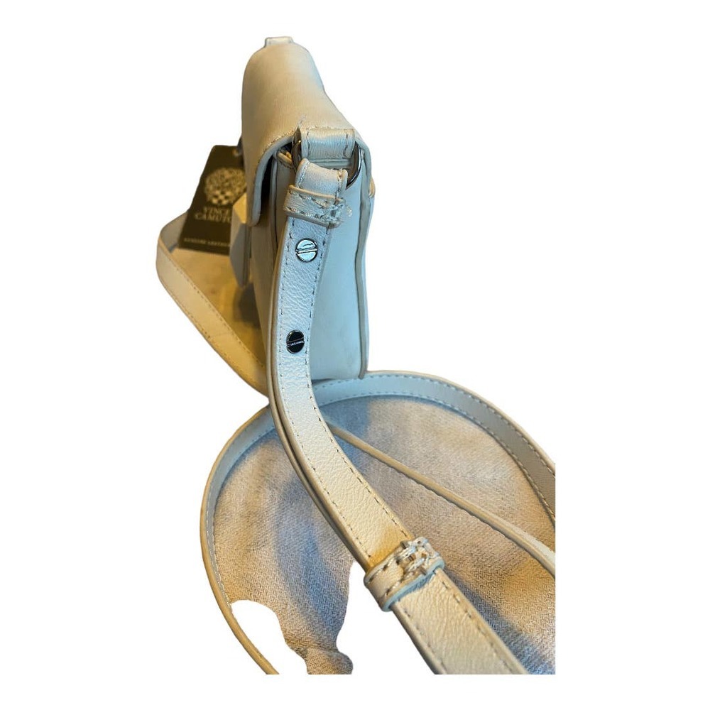 NWT Vince Camuto Lefto Crossbody Bag Coconut Cream Leather Chic Sleek Magnetic - Picture 3 of 7